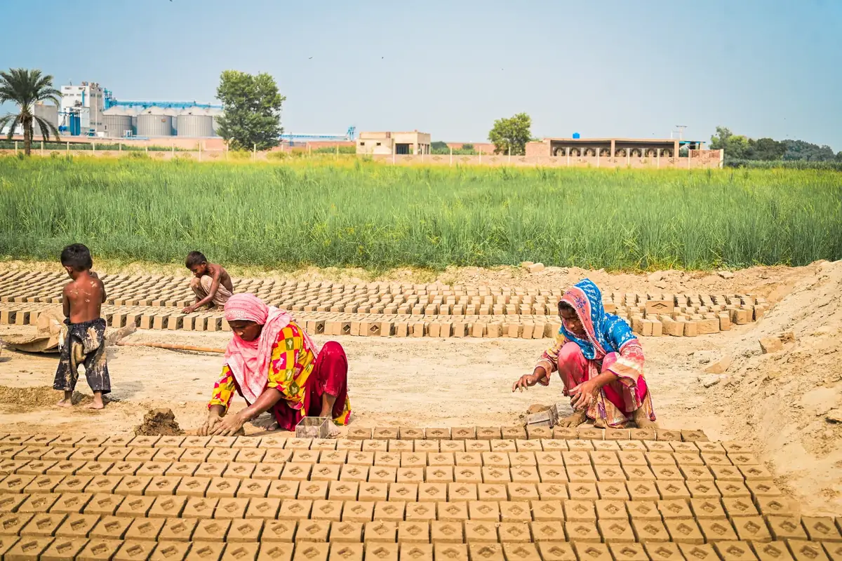The family still working at the brick kiln