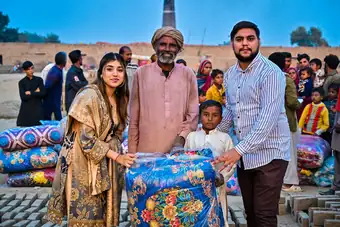 Blanket distribution