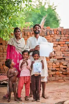 Water filter distribution