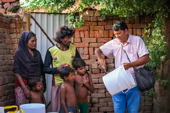 Water filter distribution