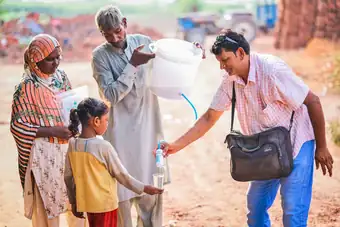Water filter distribution