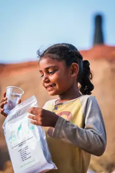 Water filter distribution