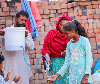 Water filter distribution
