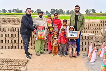 Food and ration distribution