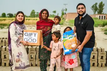 Food and ration distribution